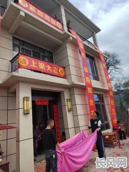 10月上梁吉日:寻找十月最佳上梁吉日,选对良辰兴家宅
